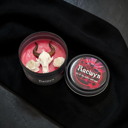 Raewyn scented candle