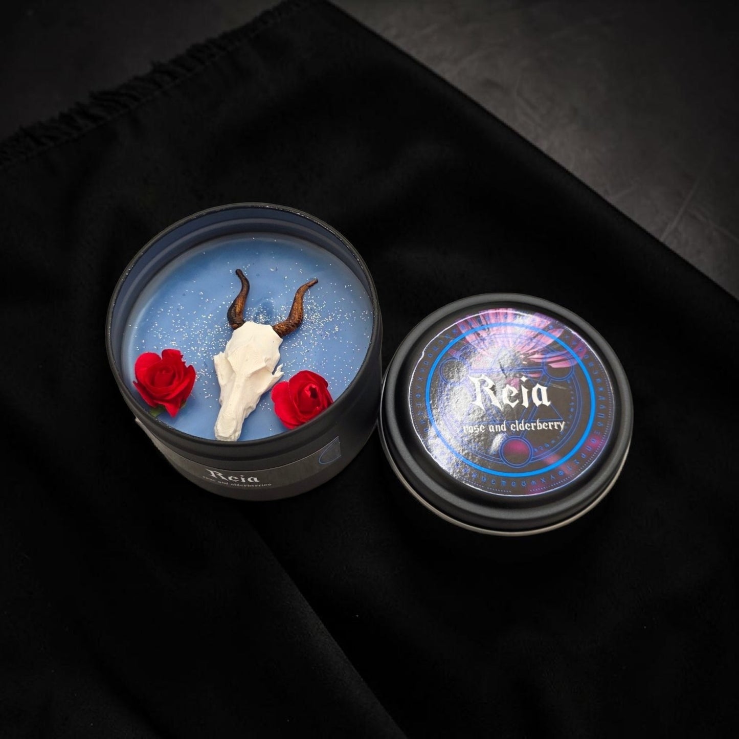 Reia scented candle