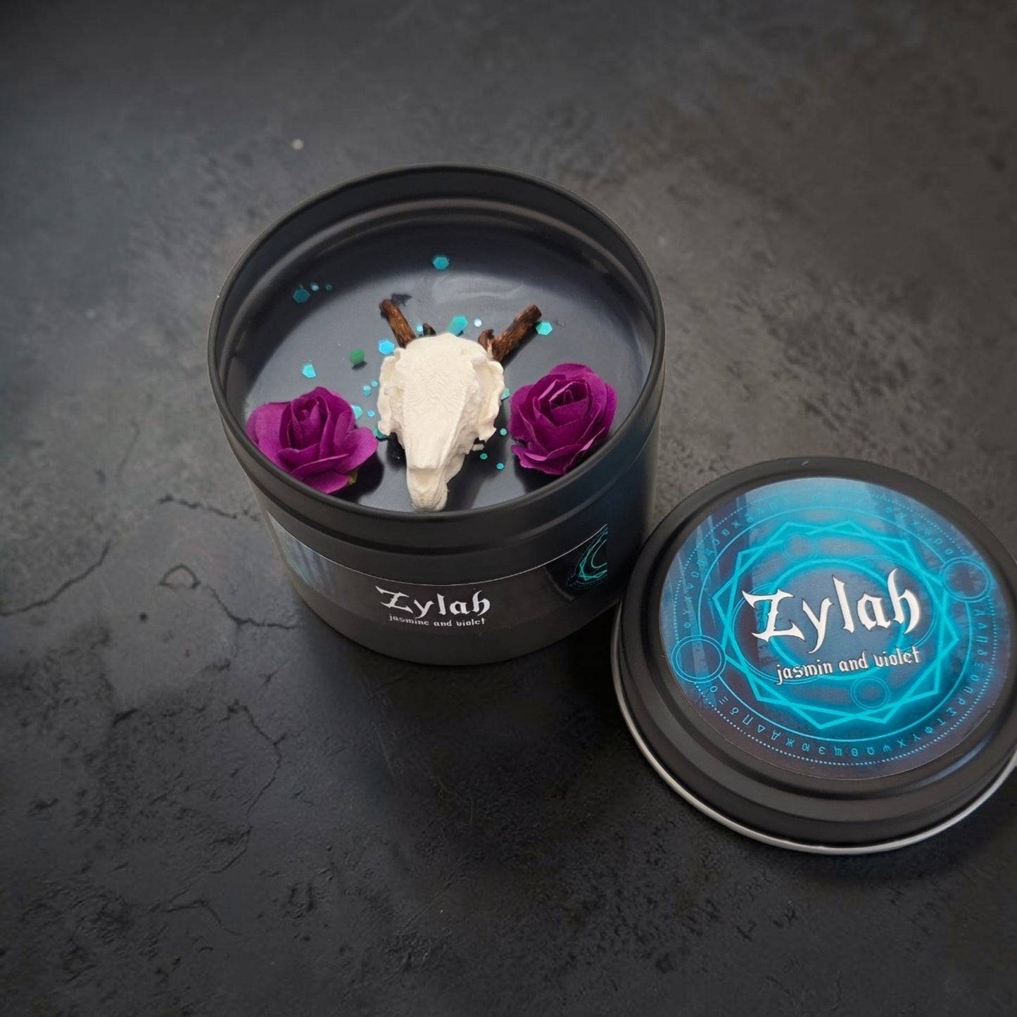 Zylah scented candle